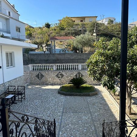 Gjirokastër Villa Braho מראה חיצוני תמונה